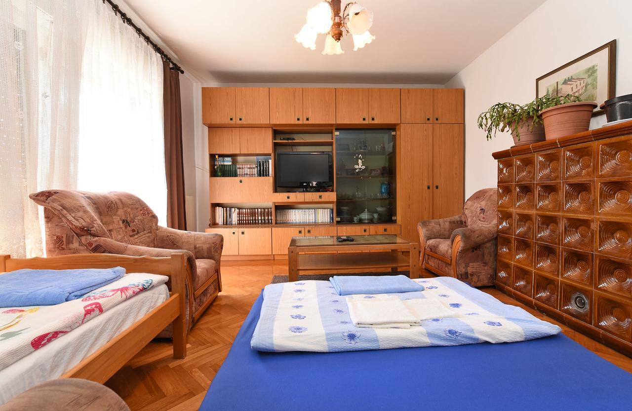 Apartments Josip 74 Pula Exterior foto